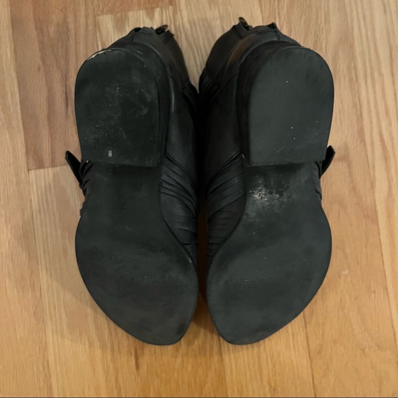 Jeffrey Campbell Black Isley Ankle Boot - Picture 5 of 9